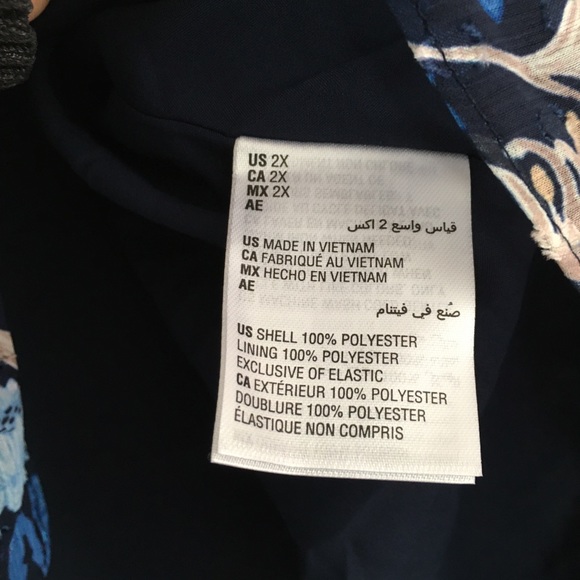 INC blouse Floral Print  Brit top smocked plus size buttons up front tie - Picture 15 of 15